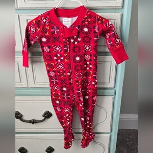 Hannah Andersson 0-3 months Swedish Garland footer sleeper- Organic Cotton